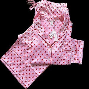 Victorias Secret Supersoft Heart SATIN button down top & bottoms pant pajama Set